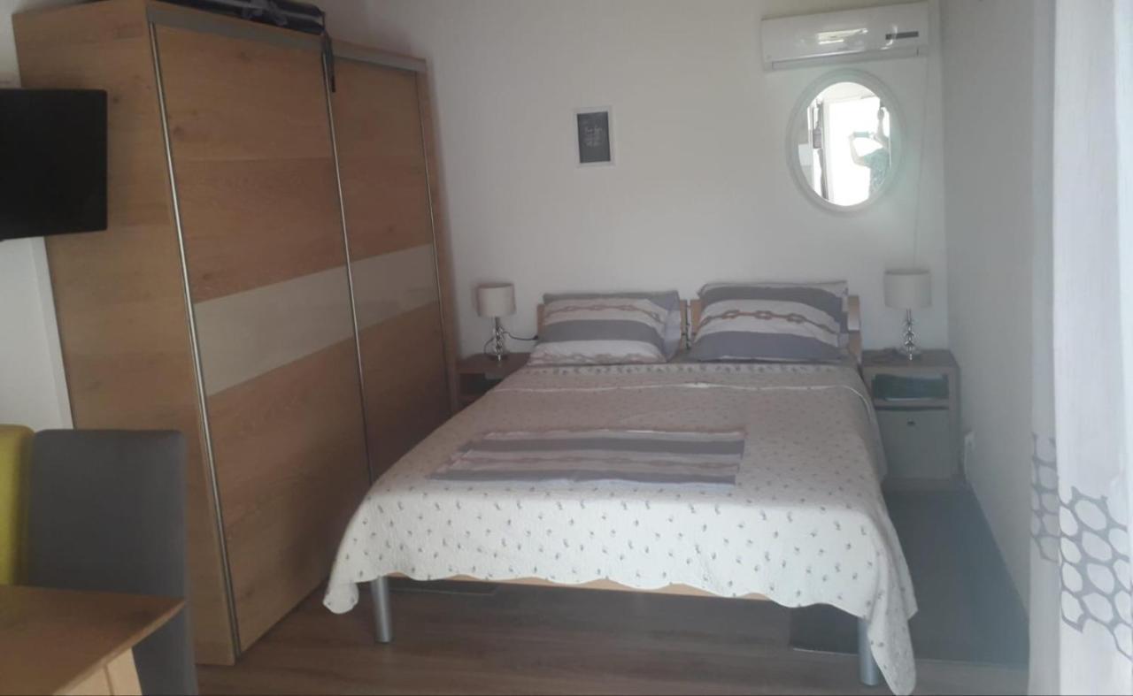 יזרה Apartments Carev 1293 מראה חיצוני תמונה